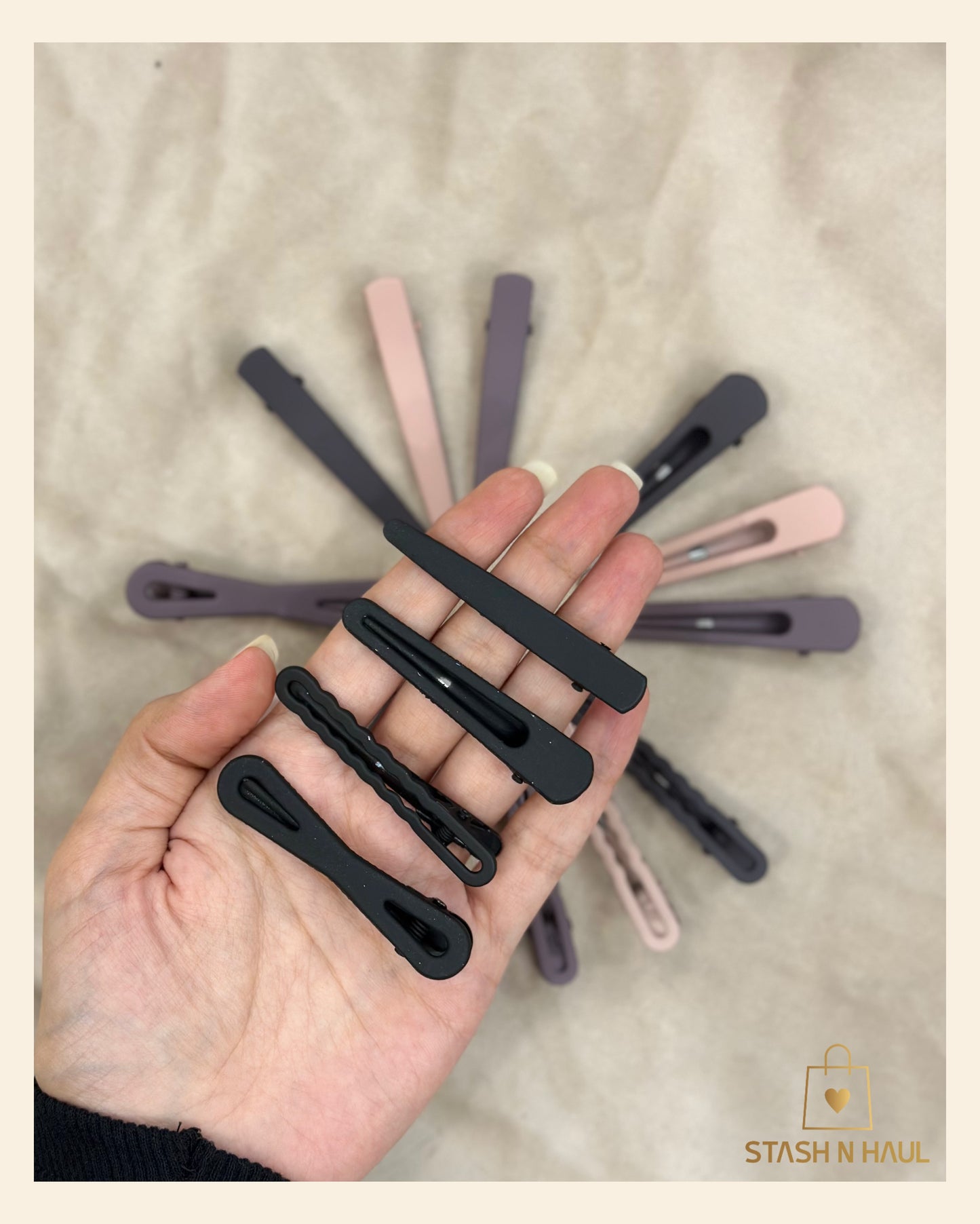 CHALKY HAIRPINS